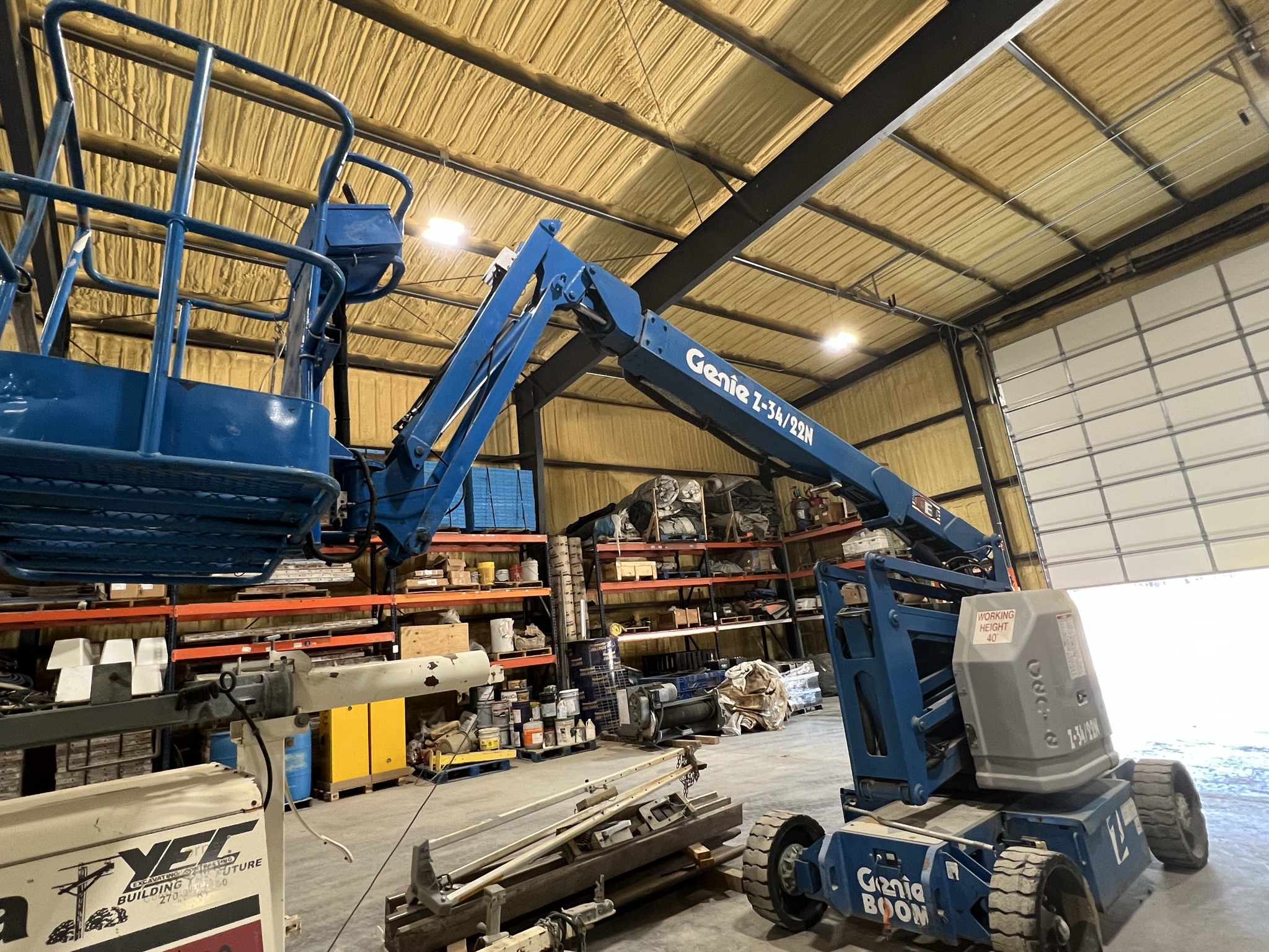 FOR AUCTION ONLINE ONLY AUCTIONGENIE LIFT