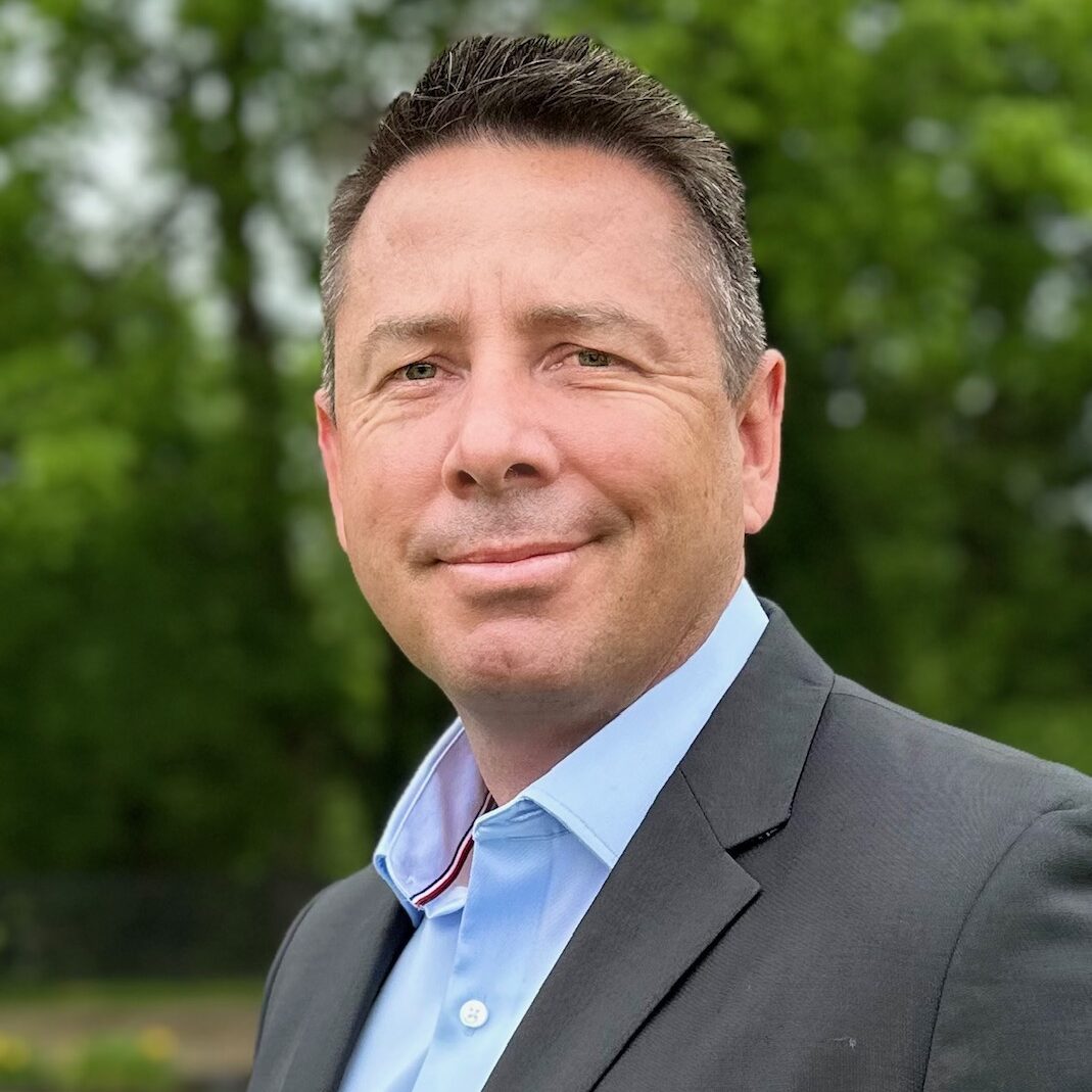 Luke - Headshot Luke - Headshot